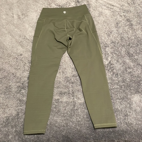 Born Primitive Rise 2.0 legging - Picture 2 of 5